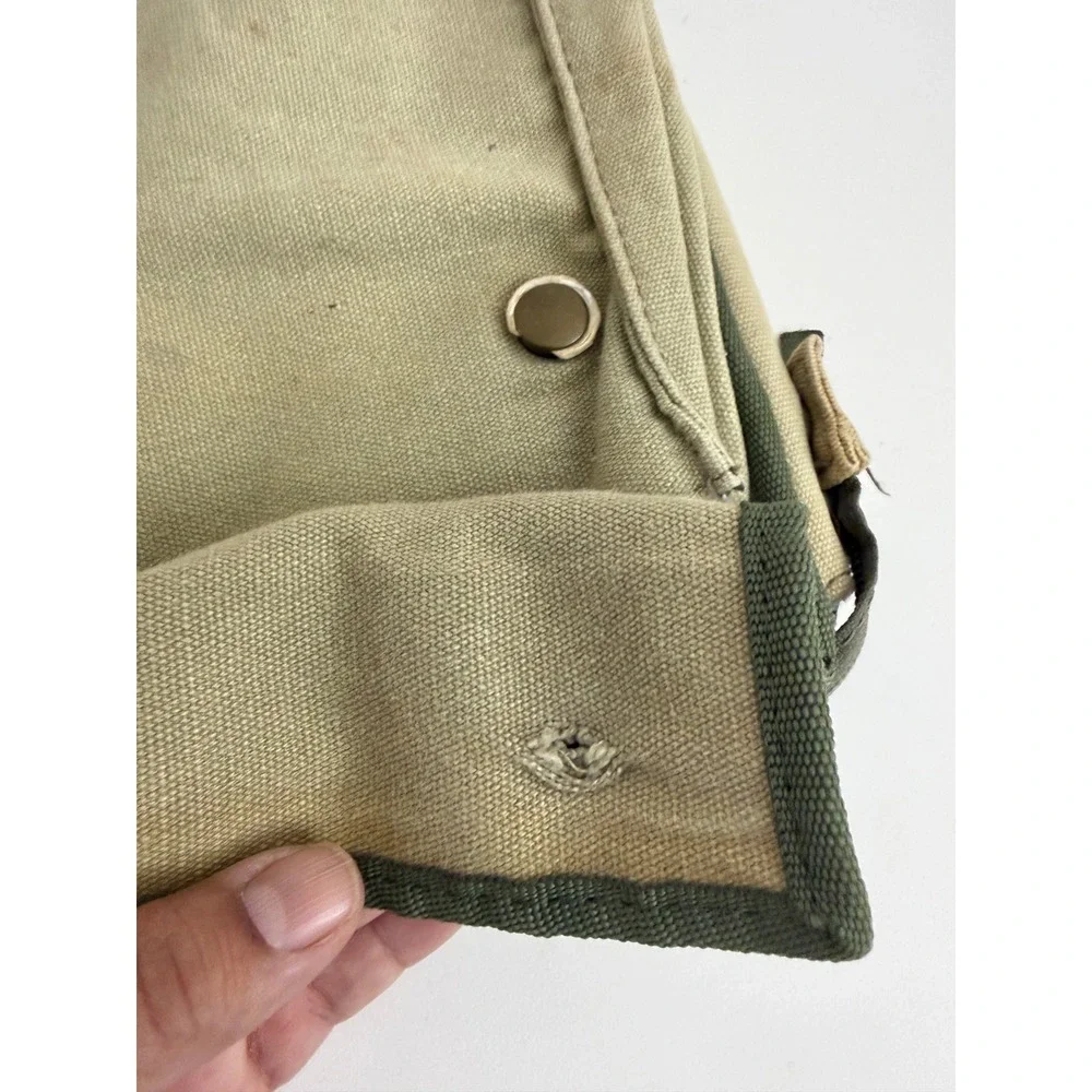 Incase Designs Corp 13 Inch Canvas Laptop Sleeve Tan Green Carrying Case CL57051